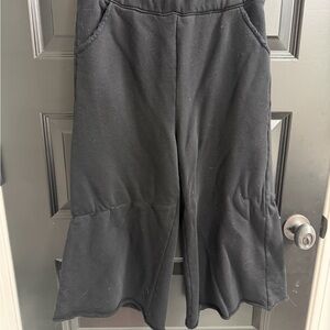 Tea Collection Black Cropped Wide-Leg Sweatpants | Size Small